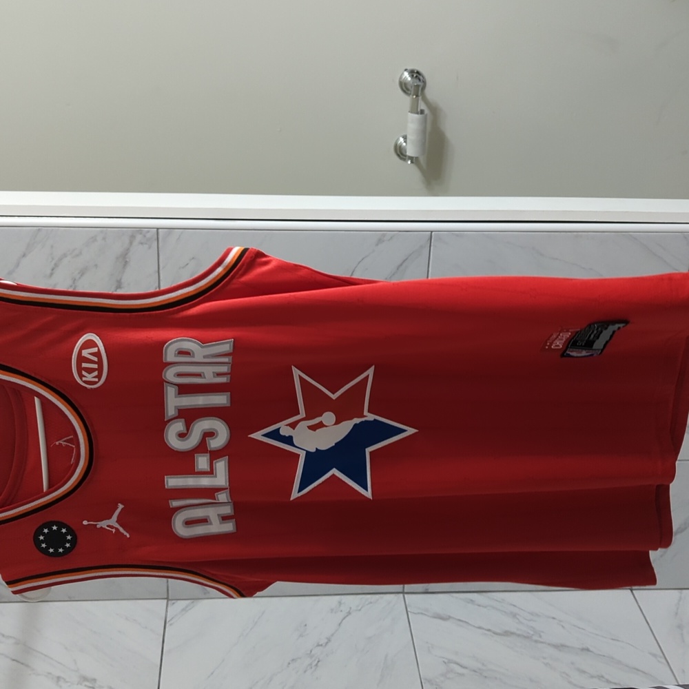All Star edition Chicago 2020 size 50 Jordan brand Antetokounmpo jersey